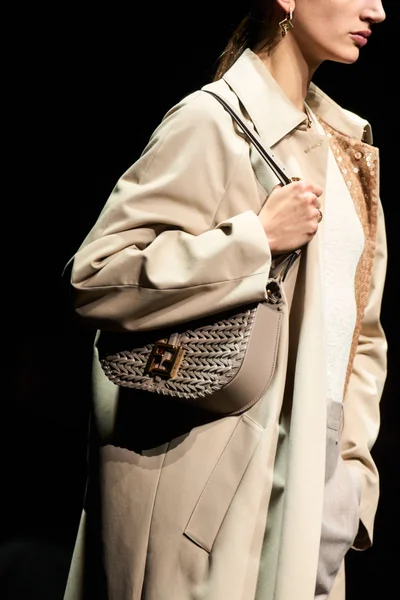 Look 51